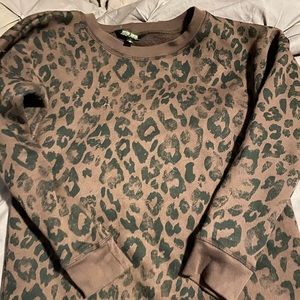 Peyton Jensen animal print crew neck